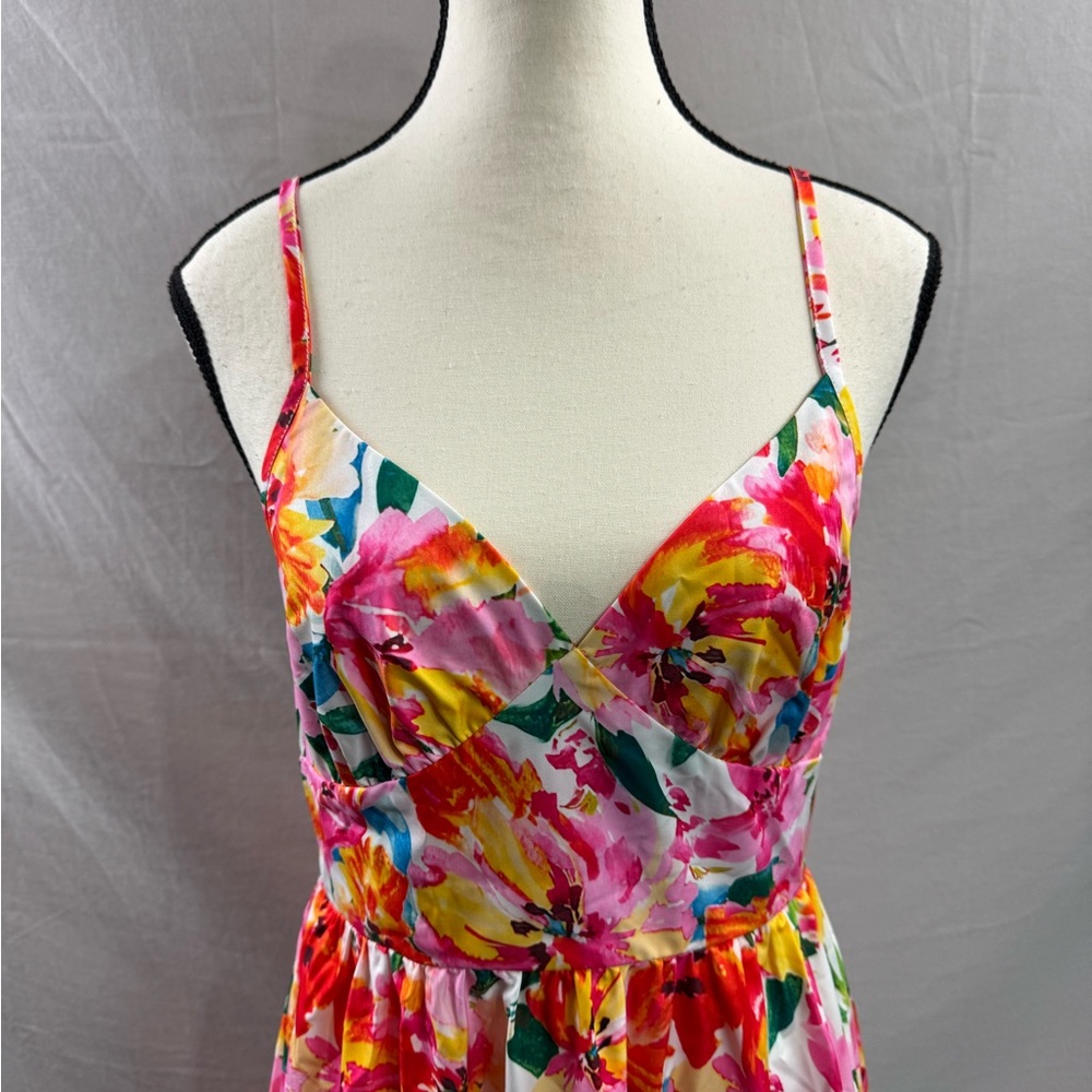 LAST ONE 🔥 Floral Midi Dress With Side Slit - Picture 6 of 8